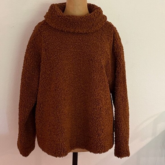 7115 by Szeki sz S Cozy Brown Sherpa Pullover turtleneck with pockets good cond - Picture 1 of 9